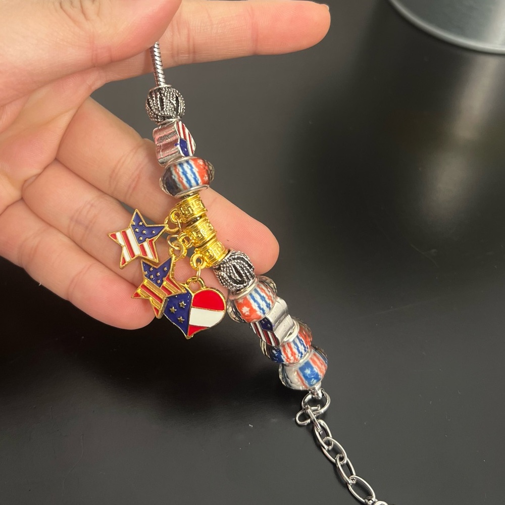 USA Patriotic Charm Bracelet – 11 Interchangeable Charms | 4th of July Ready NEW - Picture 9 of 10
